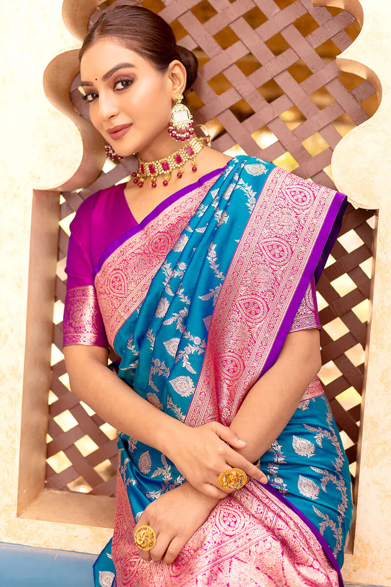 Adorable Blue Soft Banarasi Silk Saree With Girlish Blouse Piece - Image 2