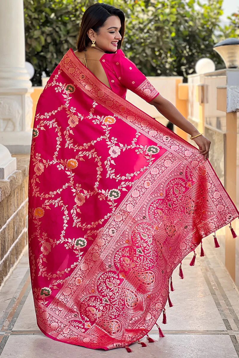 Adorable Dark Pink Soft Banarasi Silk Saree With Blissful Blouse Piece - Image 6