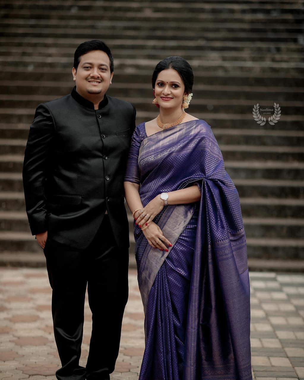 Adoring Blue Soft Silk Saree With Most Ideal Blouse Piece - Image 3