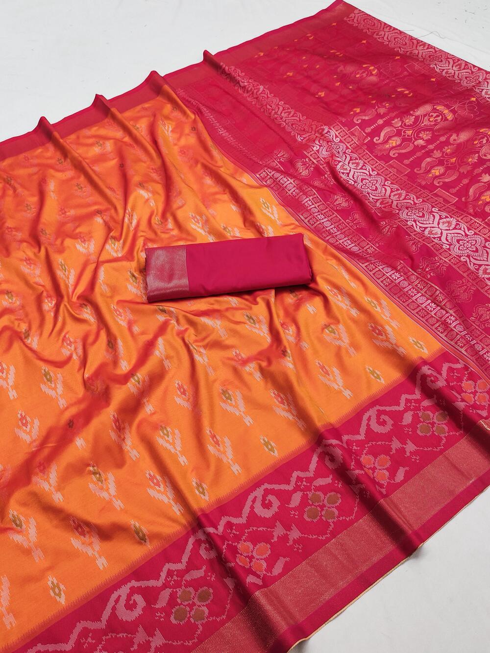 Adoring Orange Pure Zari Weaving Banarasi Silk Saree With Beguiling Blouse Piece