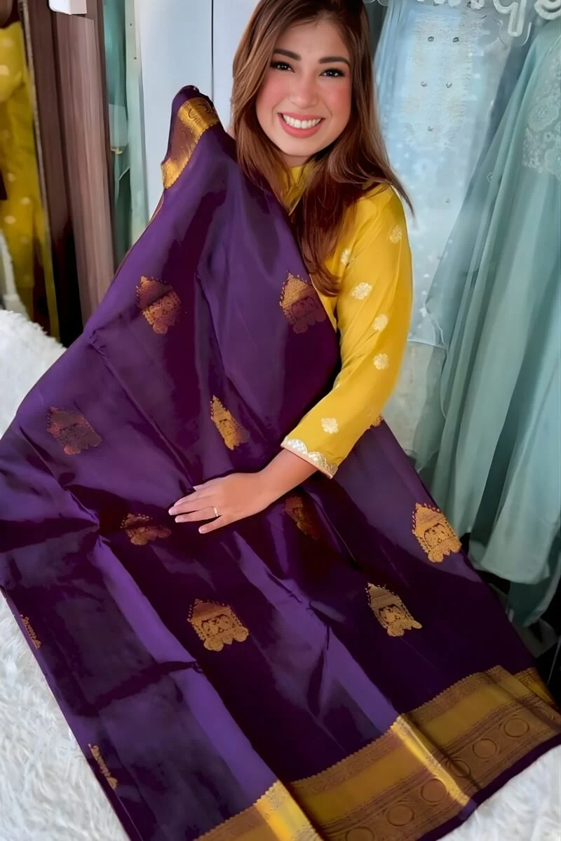 Adoring Purple Pure Zari Weaving Banarasi Silk Saree With Twirling Blouse Piece - Image 2