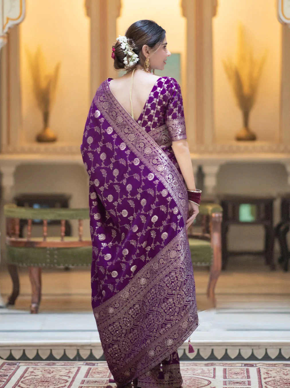 Adorning Purple Soft Silk Saree With Deserving Blouse Piece - Image 5