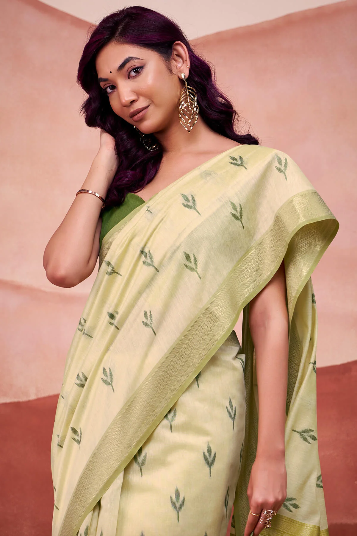 Ailurophile Pista Cotton Silk Saree With Gratifying Blouse Piece - Image 2
