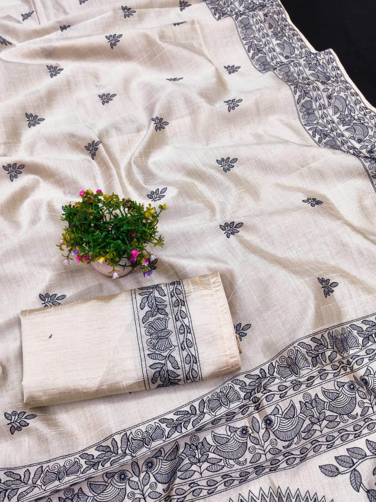 Allure Off White Embroidery Work Tussar Silk Saree With Dissemble Blouse Piece - Image 2