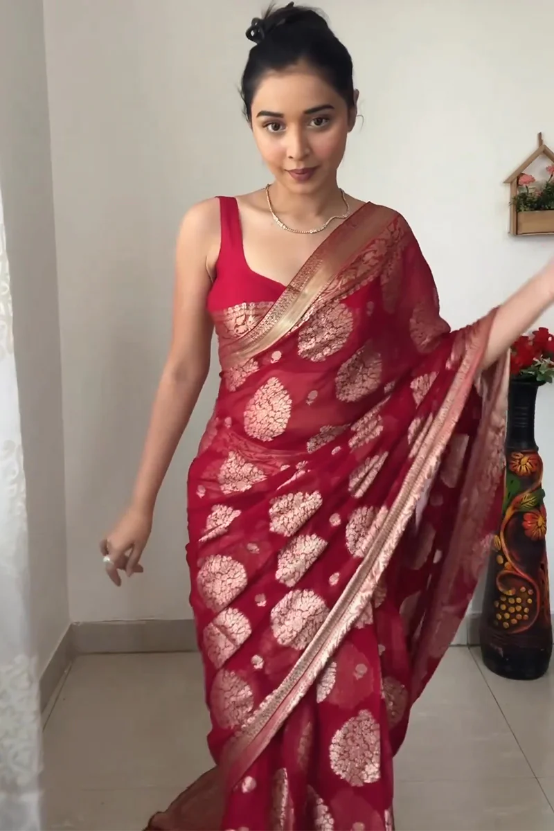 Alluring 1-Minute Ready To Wear Red Cotton Silk Saree - Image 6