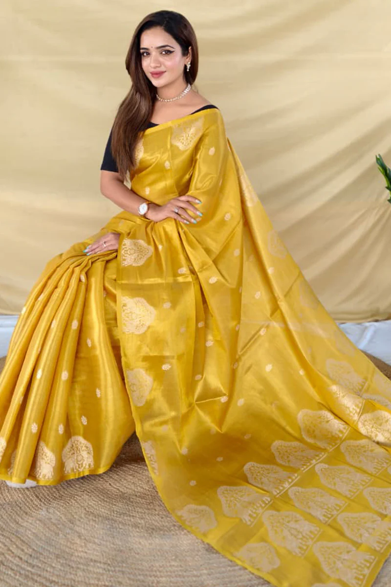 Alluring Yellow Banarasi Tissue Silk Saree With Energetic Blouse Piece - Image 4