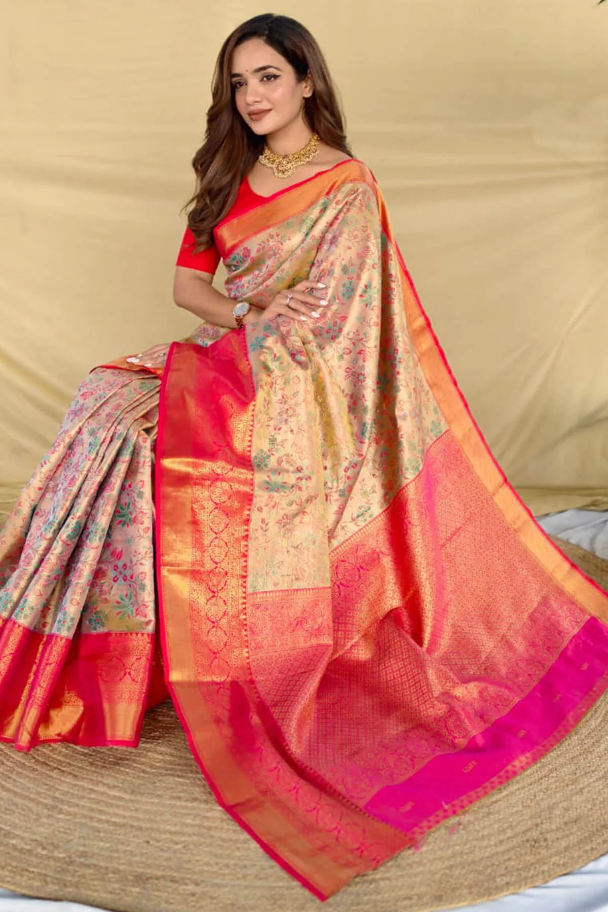 Amazing Beige Kanjivaram Silk Saree With Tantalizing Blouse Piece - Image 4