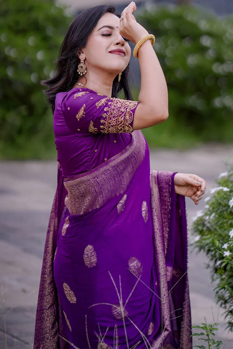 Amazing Purple Soft Silk Saree With Surpassing Blouse Piece - Image 8