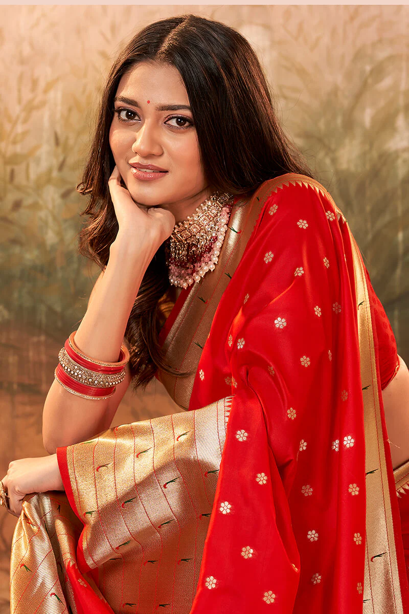 Amazing Red Paithani Silk Saree With Sizzling Blouse Piece - Image 3