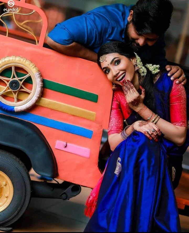 Amiable Blue Soft Silk Saree With Lissome Blouse Piece - Image 6