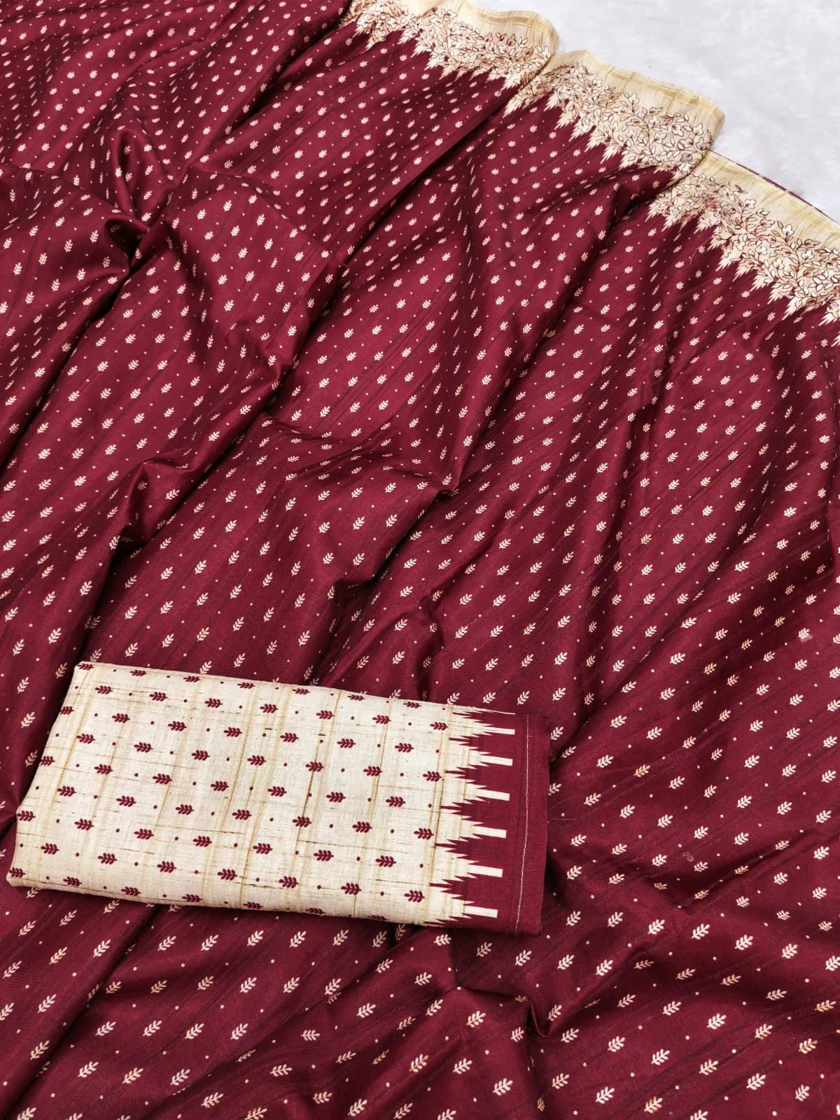 Amiable Maroon Embroidery Work Tussar Silk Saree With Engaging Blouse Piece - Image 3