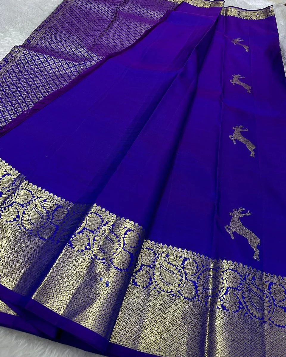 Angelic Royal Blue Soft Banarasi Silk Saree With Panoply Blouse Piece - Image 4