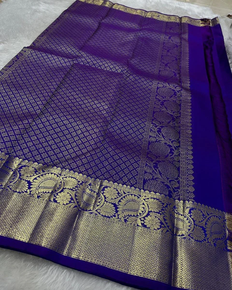 Angelic Royal Blue Soft Banarasi Silk Saree With Panoply Blouse Piece - Image 5