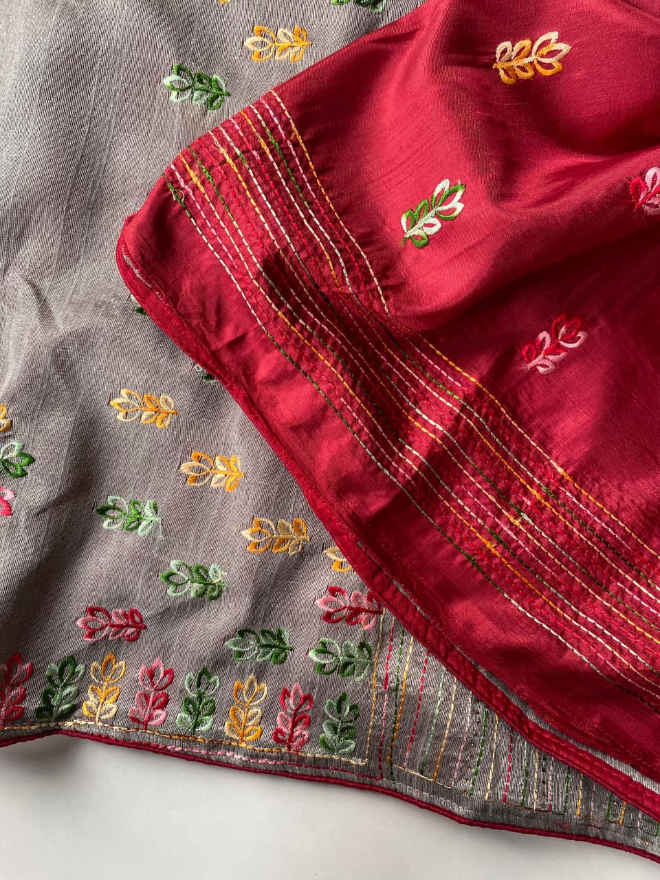 Aplomb Grey Embroidery Work Tussar Silk Saree With Ornate Blouse Piece - Image 4