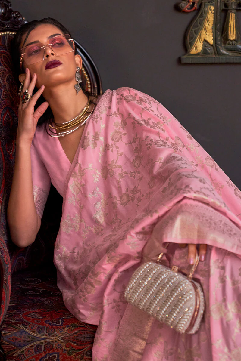 Arresting Pink Soft Banarasi Silk Saree With Delightful Blouse Piece - Image 2