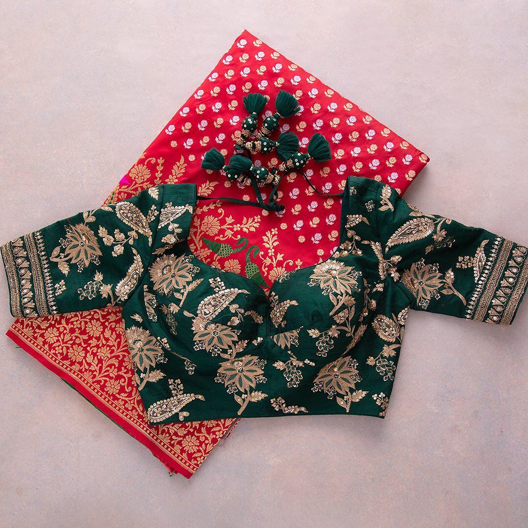 Assemblage Red Soft Banarasi Silk Saree With Demesne Two Blouse Piece - Image 2