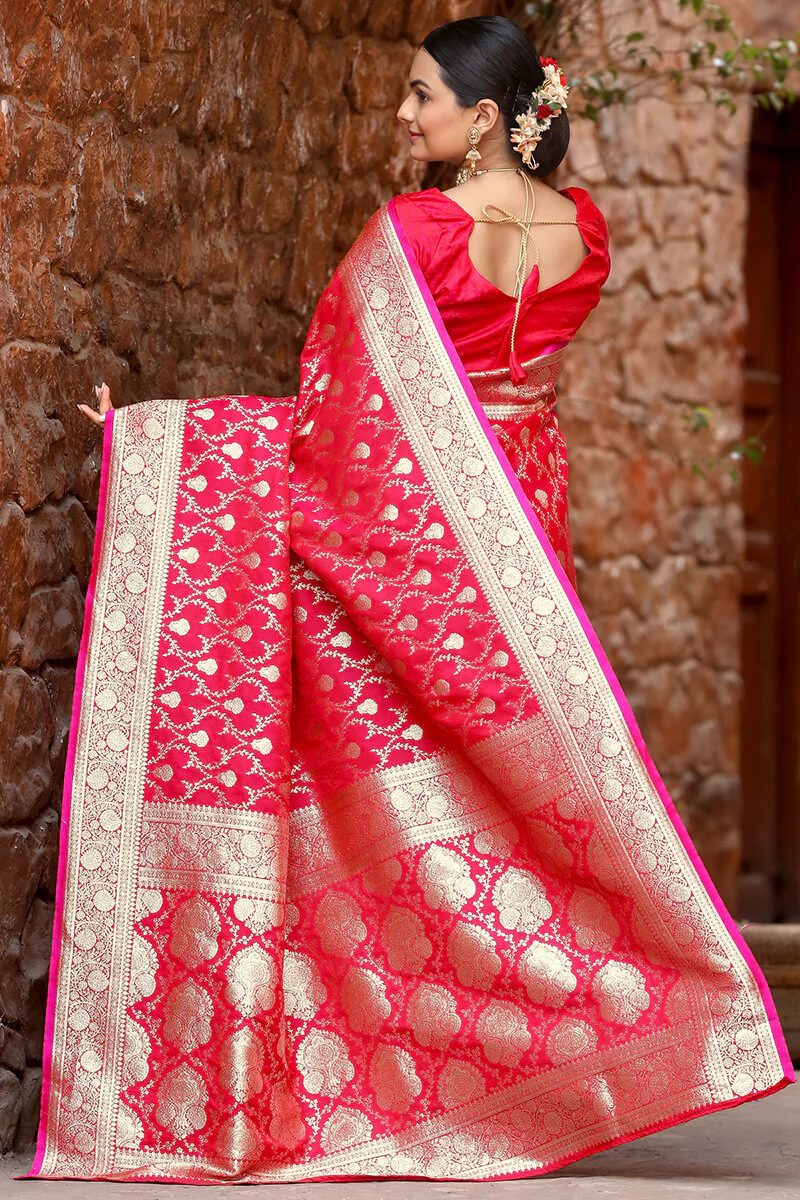 Attractive Dark Pink Soft Banarasi Silk Saree With Amazing Blouse Piece - Image 7