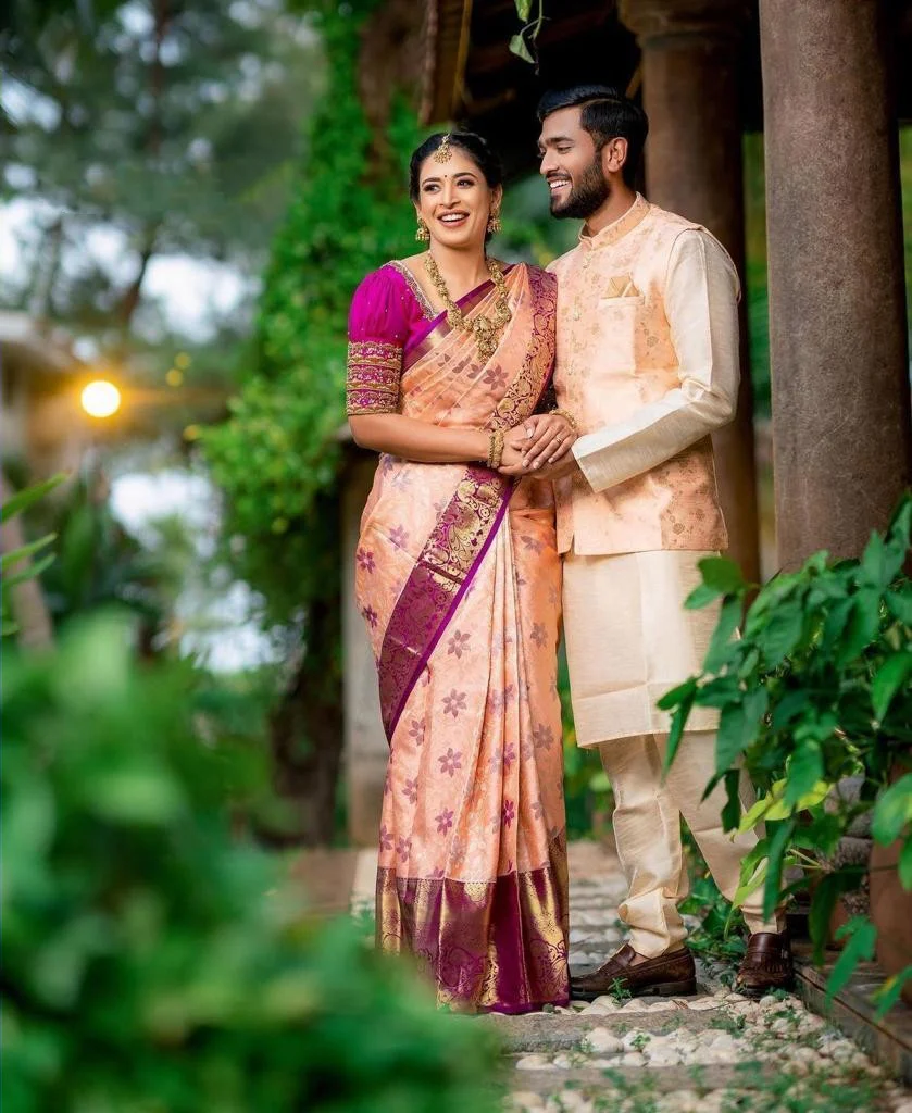 Attractive Peach Soft Banarasi Silk Saree With Lovely Blouse Piece - Image 4