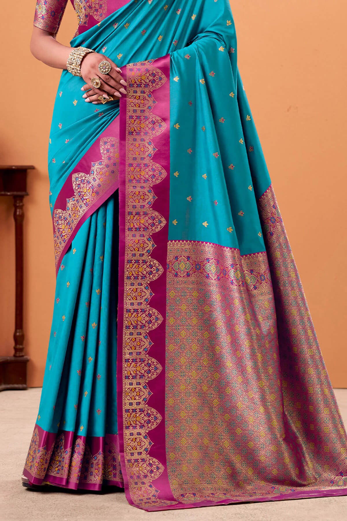 Beauteous Firozi Banarasi Satin Silk Saree With Surpassing Blouse - Image 4