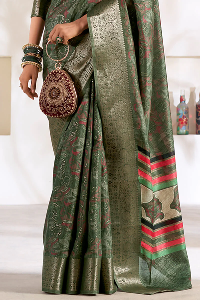 Beauteous Green Digital Printed Dola Silk Saree With Lassitude Blouse Piece - Image 3