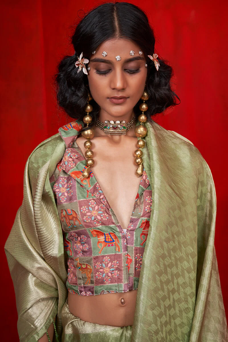 Beauteous Green Soft Banarasi Tissue Silk Saree With Susurrous Blouse Piece - Image 2