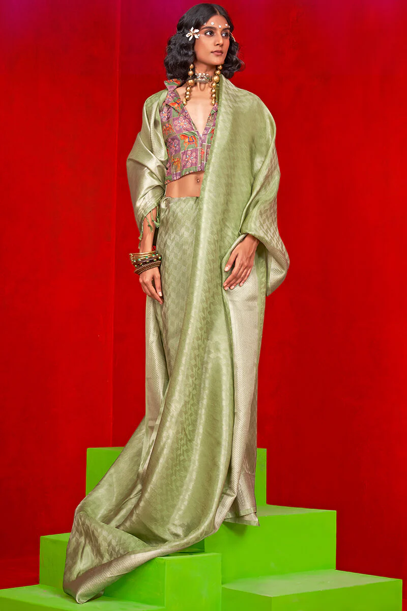 Beauteous Green Soft Banarasi Tissue Silk Saree With Susurrous Blouse Piece - Image 3