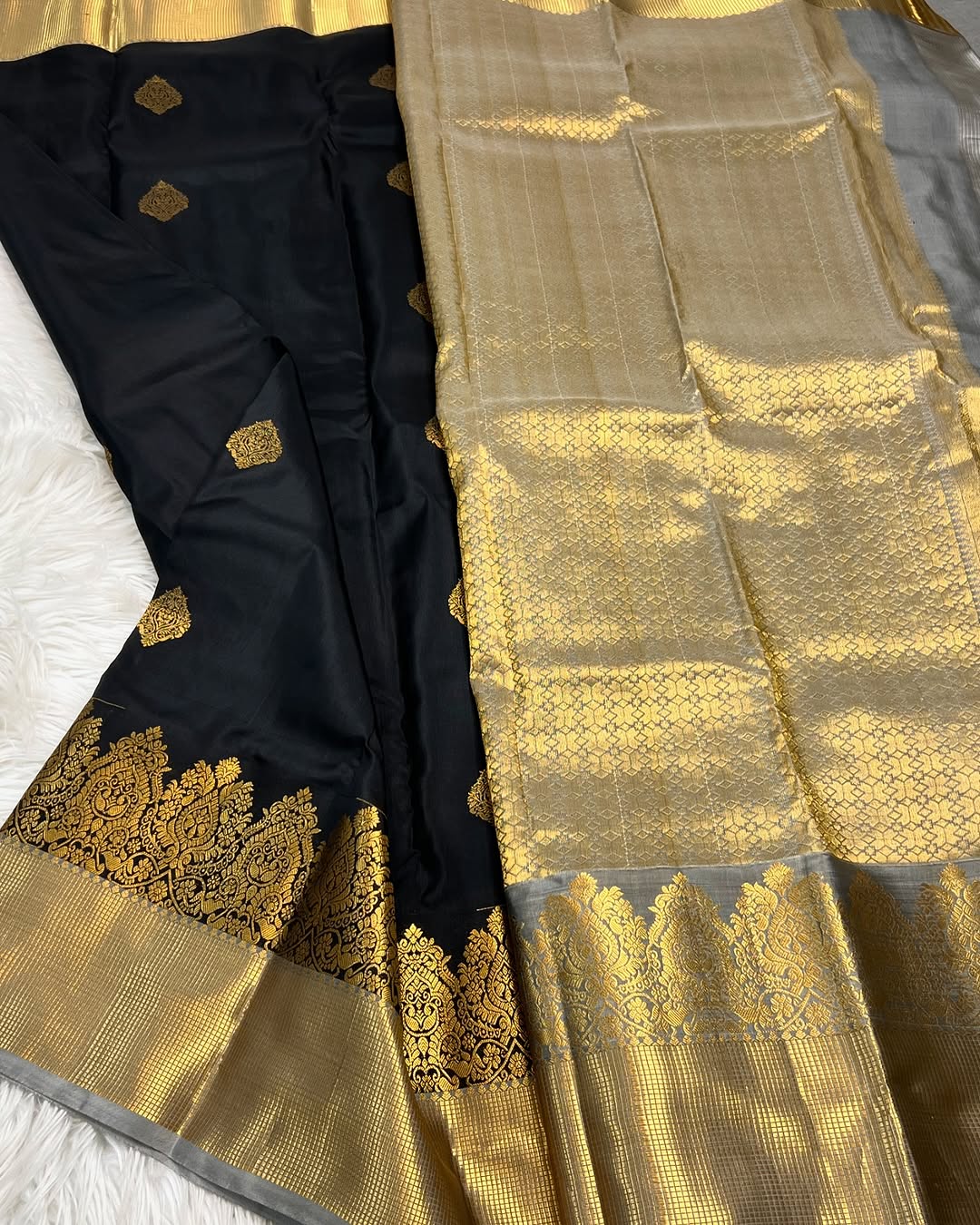 Beleaguer Black Soft Banarasi Silk Saree With Forbearance Blouse Piece - Image 2