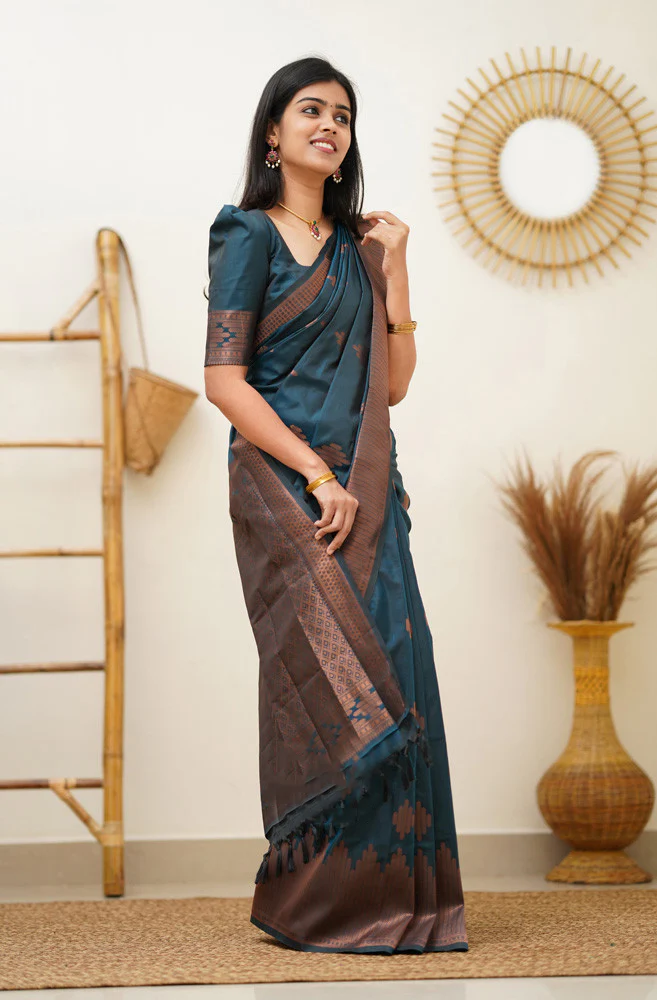 Beleaguer Rama Soft Silk Saree With Dissemble Blouse Piece - Image 6