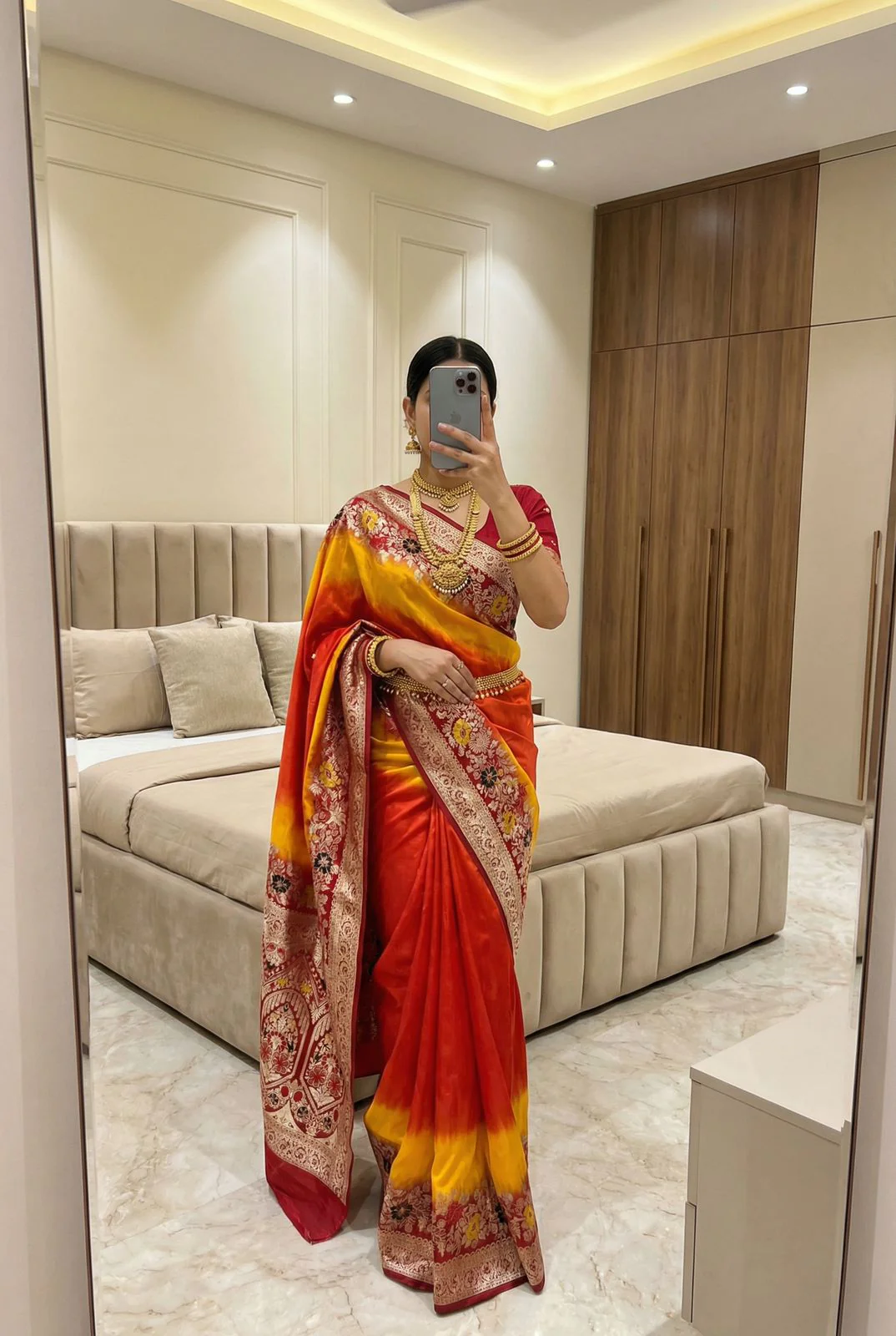 Beleaguer Red Banarasi Dola Silk Saree With Effulgent Blouse Piece