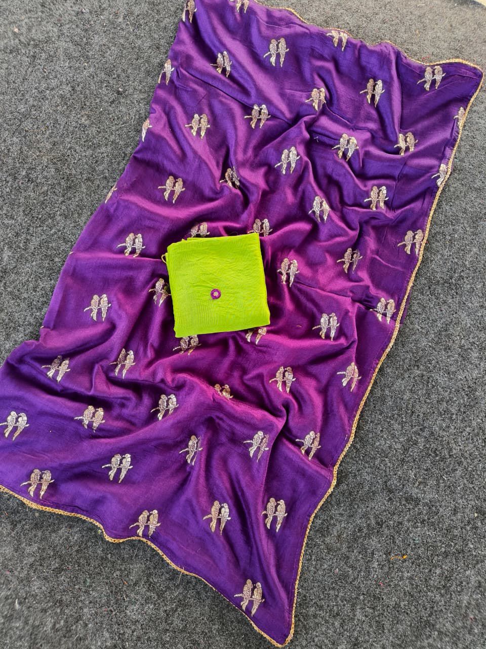 Blooming Purple Banarasi Georgette Silk Saree With Pleasurable Blouse Piece - Image 4