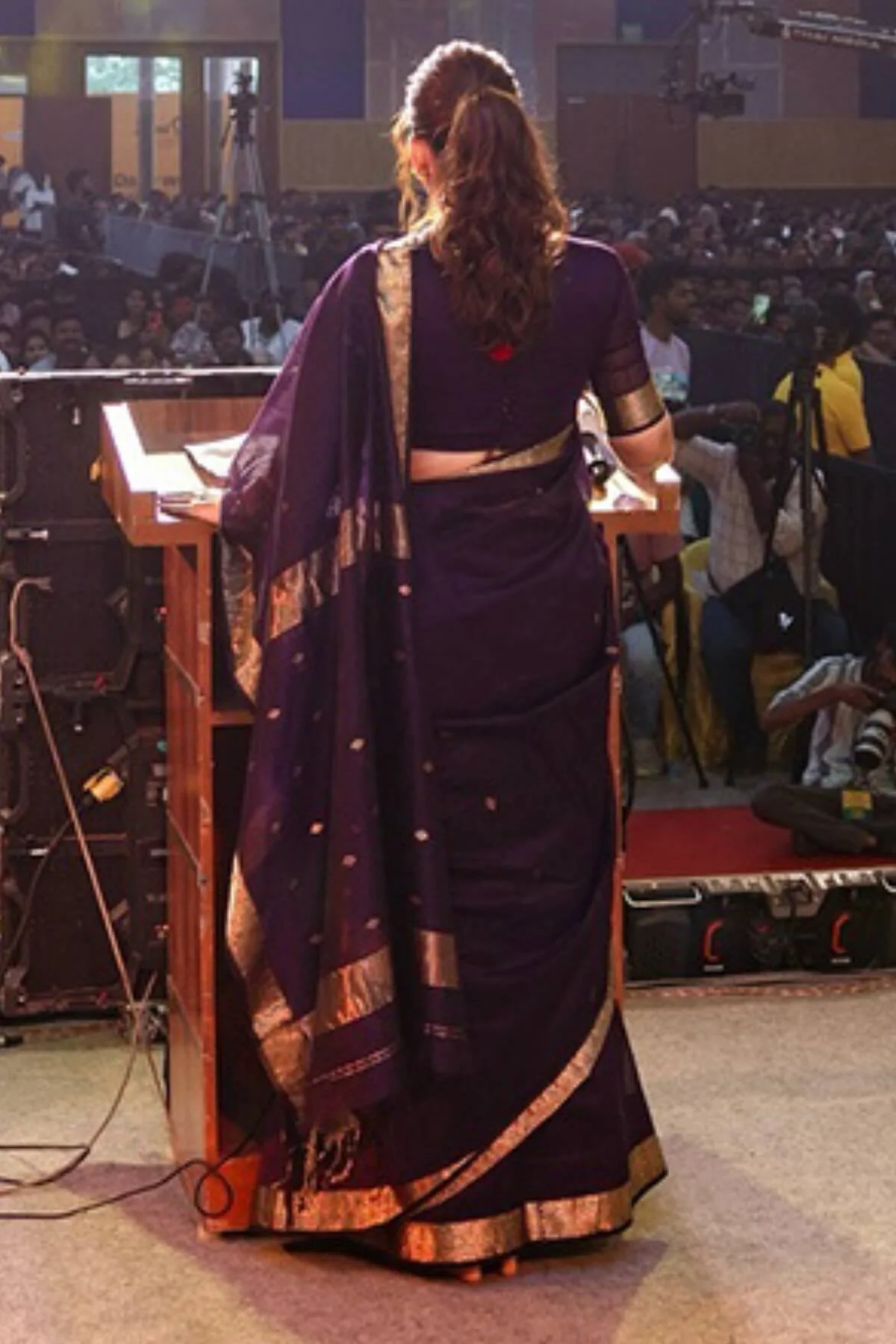 Bollywood Style Purple Cotton Silk Saree With Majestic Blouse Piece - Image 5