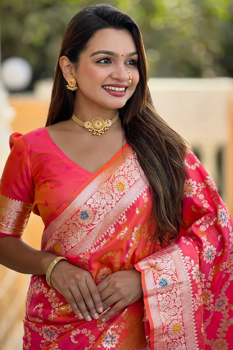 Bucolic Red Soft Banarasi Silk Saree With Conflate Blouse Piece - Image 5