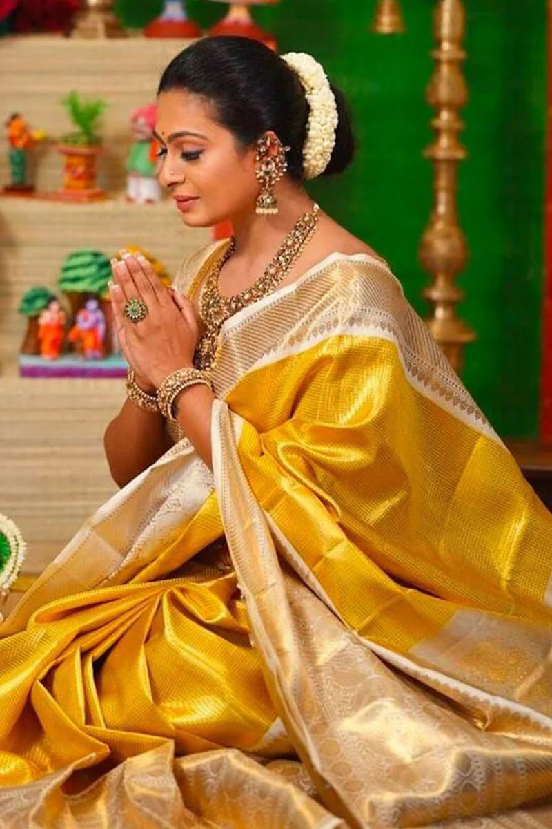 Bucolic Yellow Kanjivaram Silk Saree With Smashing Blouse Piece - Image 6