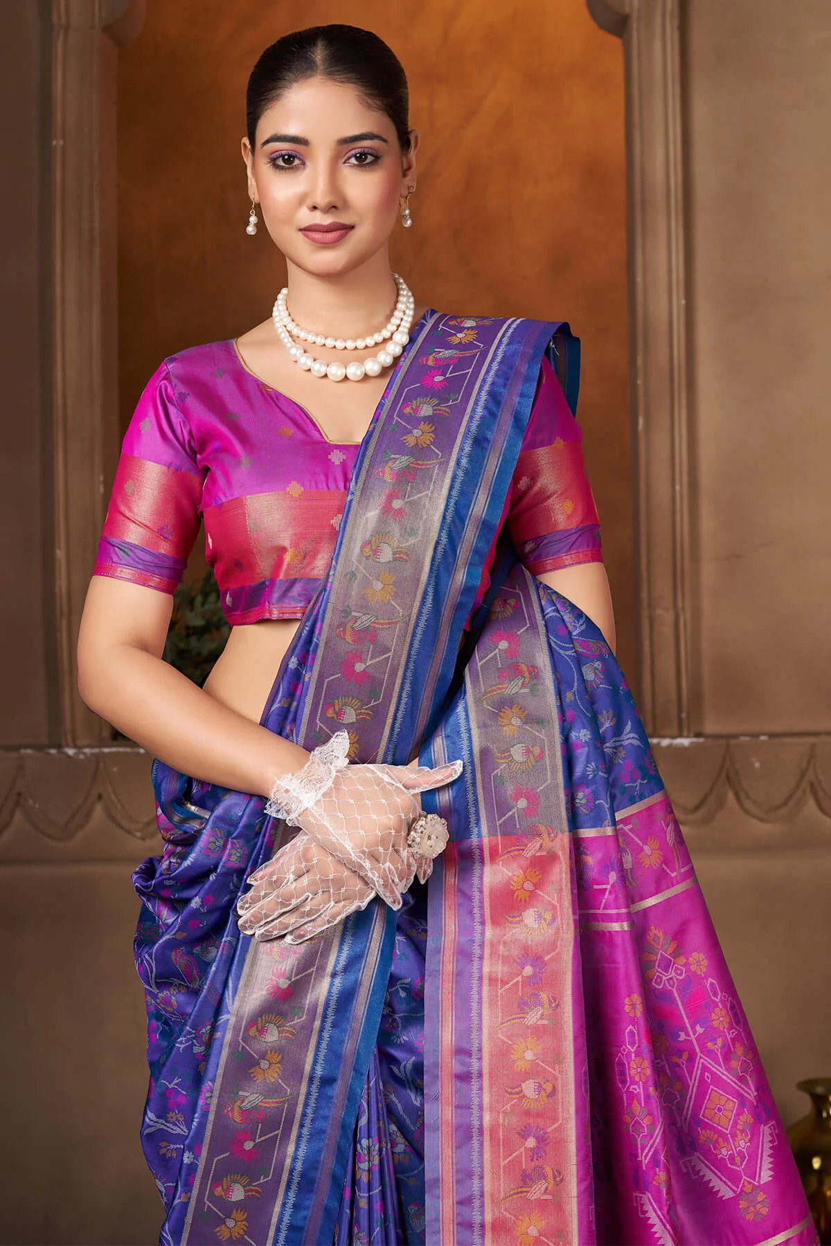 Capricious Navy Blue Paithani Silk Saree With Opulent Blouse Piece - Image 2