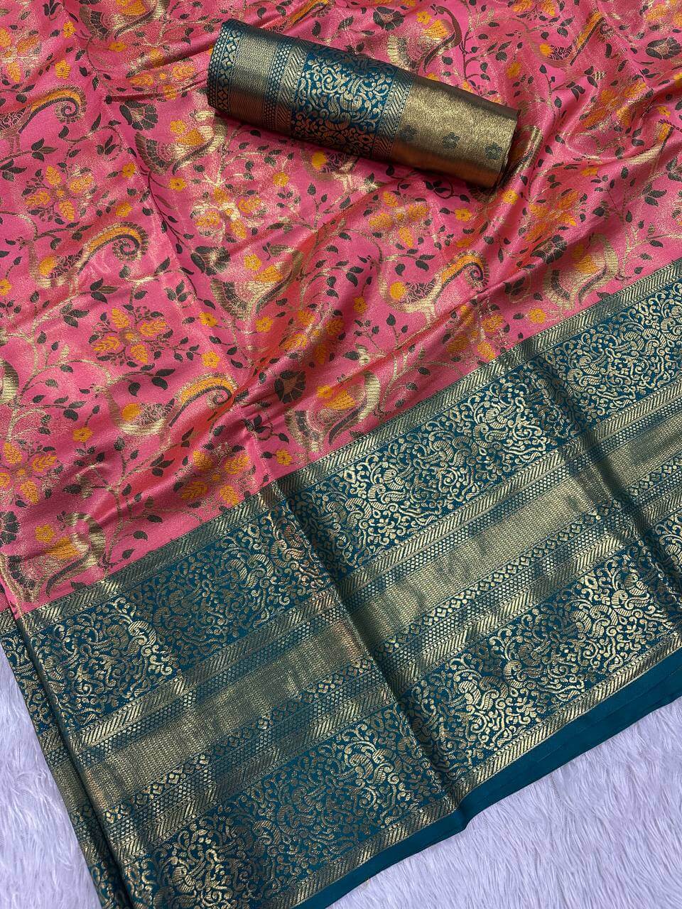 Capricious Pink Kanjivaram Silk Saree With Elision Blouse Piece - Image 3