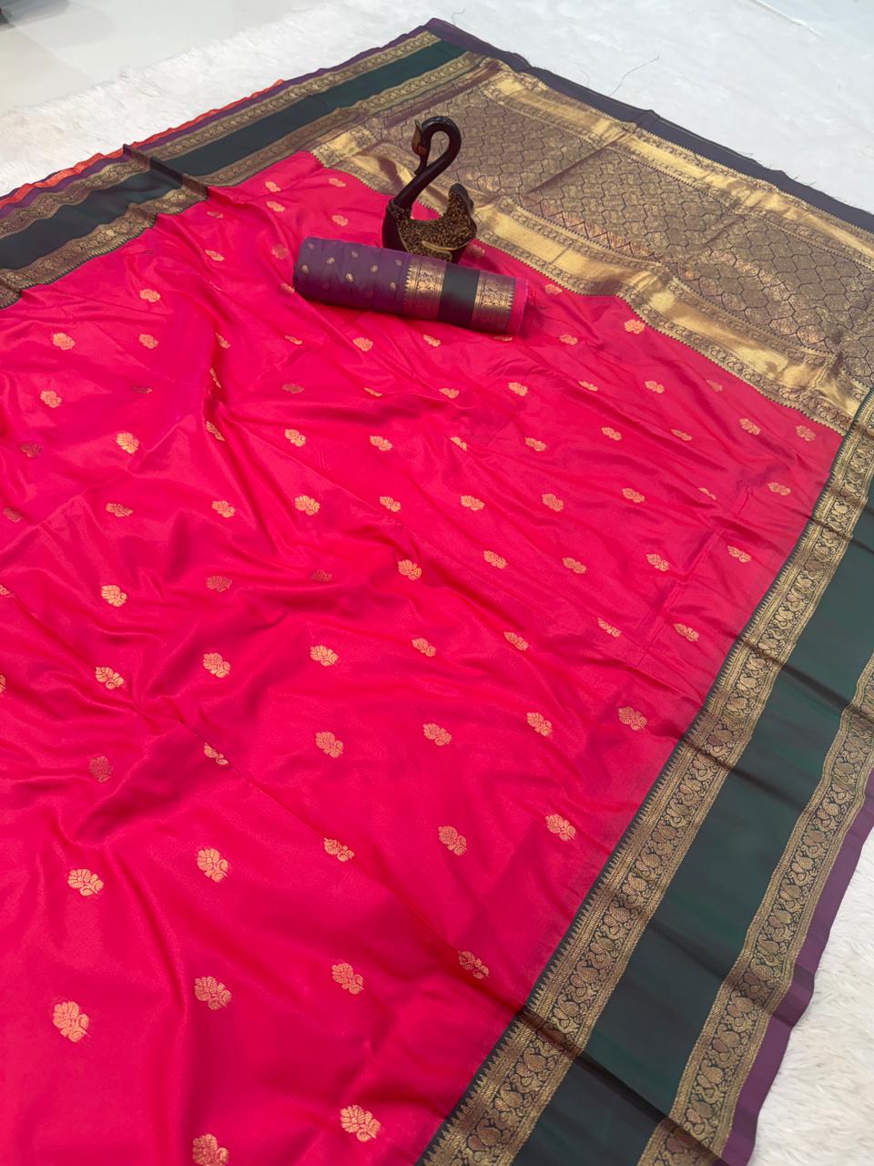 Captivating Dark Pink Soft Banarasi Kathpadar Silk Saree With Magnetic Blouse Piece - Image 3