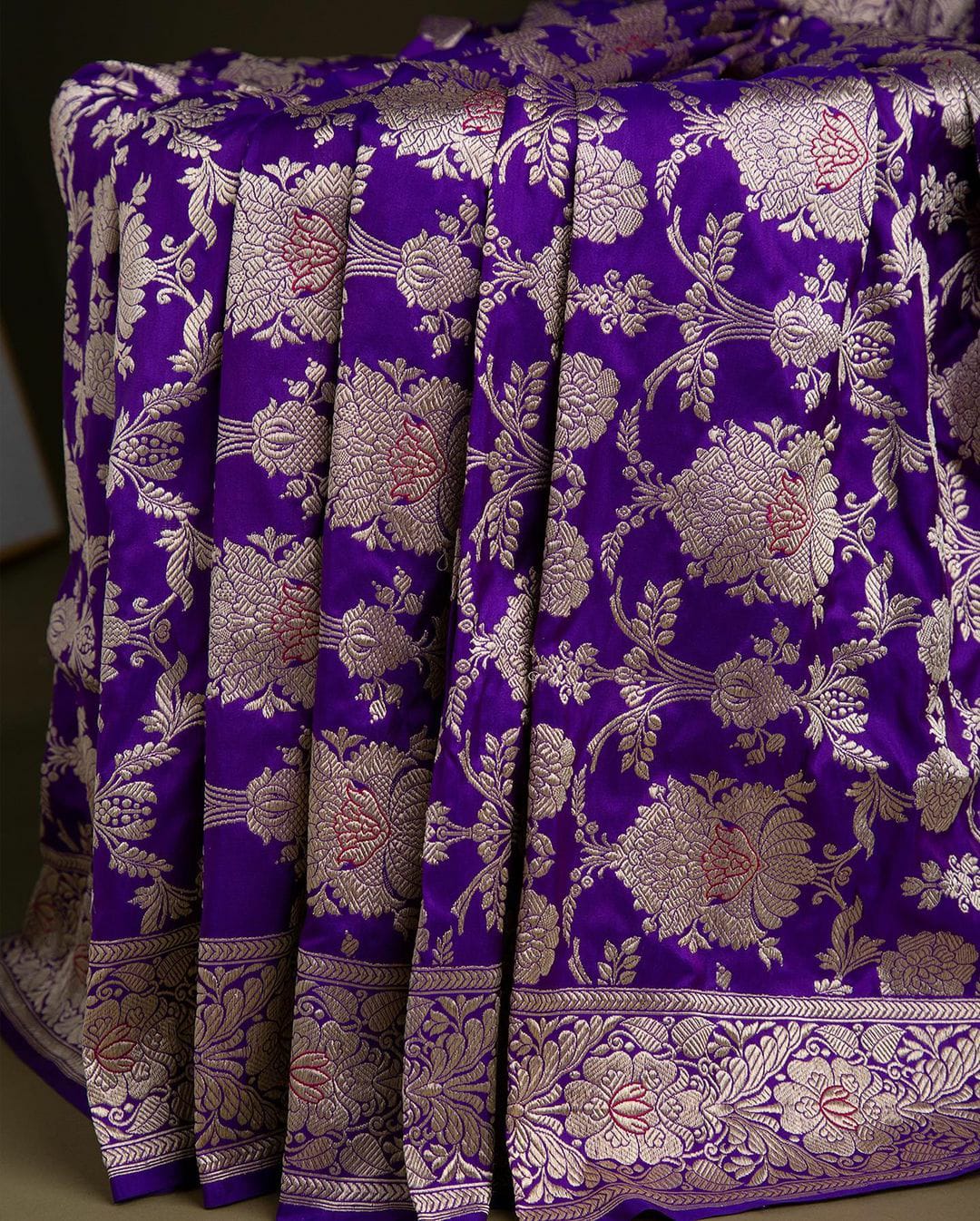 Charming Purple Soft Banarasi Silk Saree With Pretty Blouse Piece - Image 5