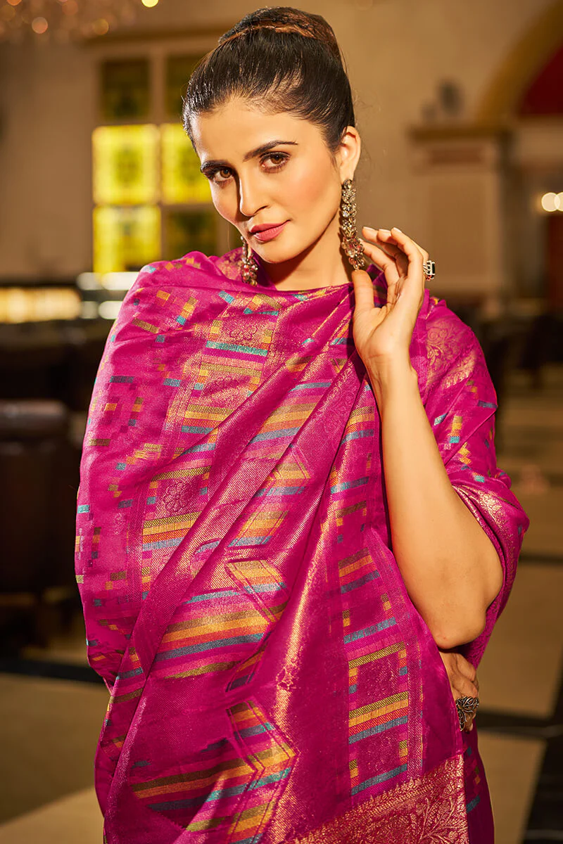 Classy Magenta Organza Silk Saree With Dulcet Blouse Piece - Image 2