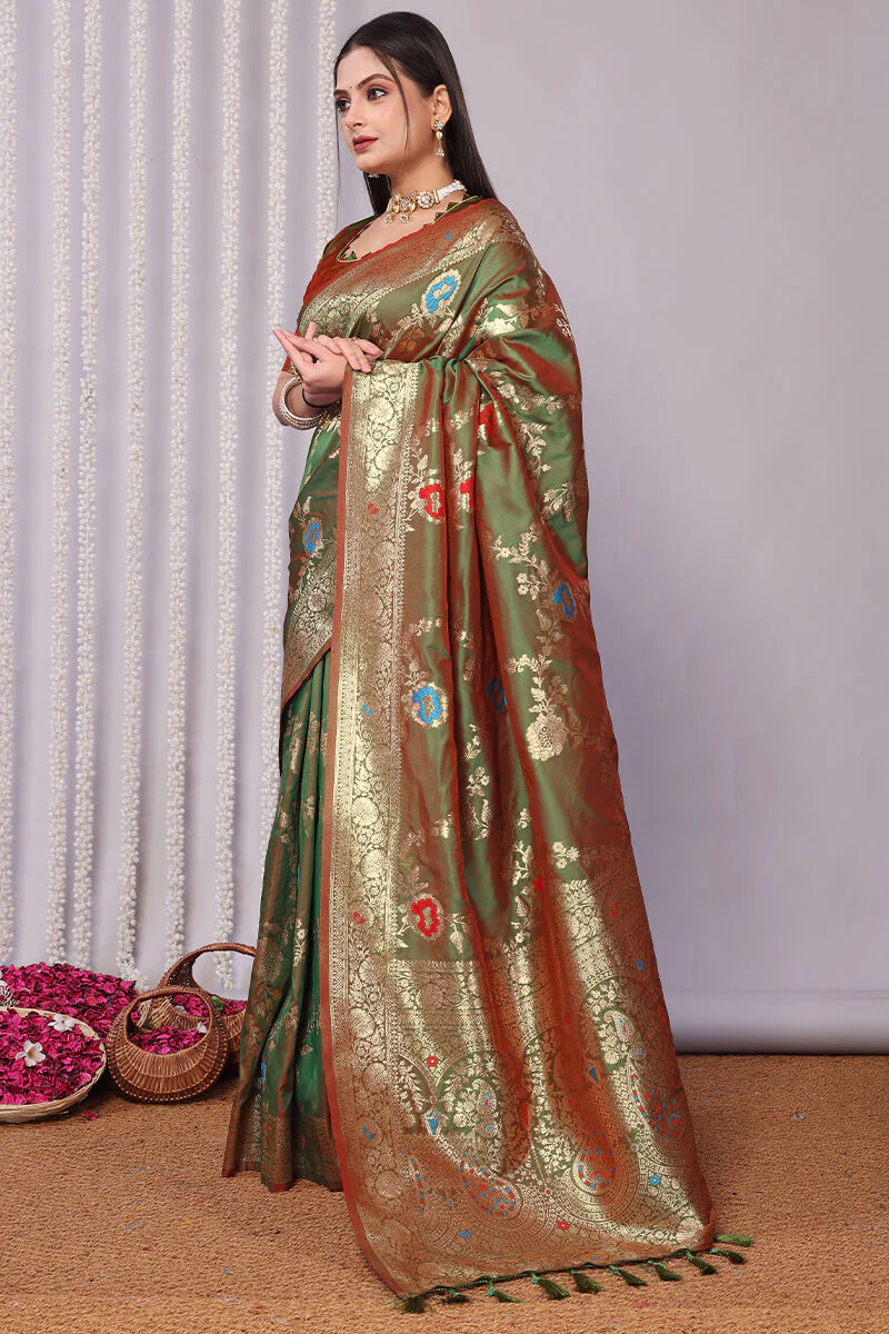 Comely Green Soft Banarasi Silk Saree With Mellifluous Blouse Piece - Image 3