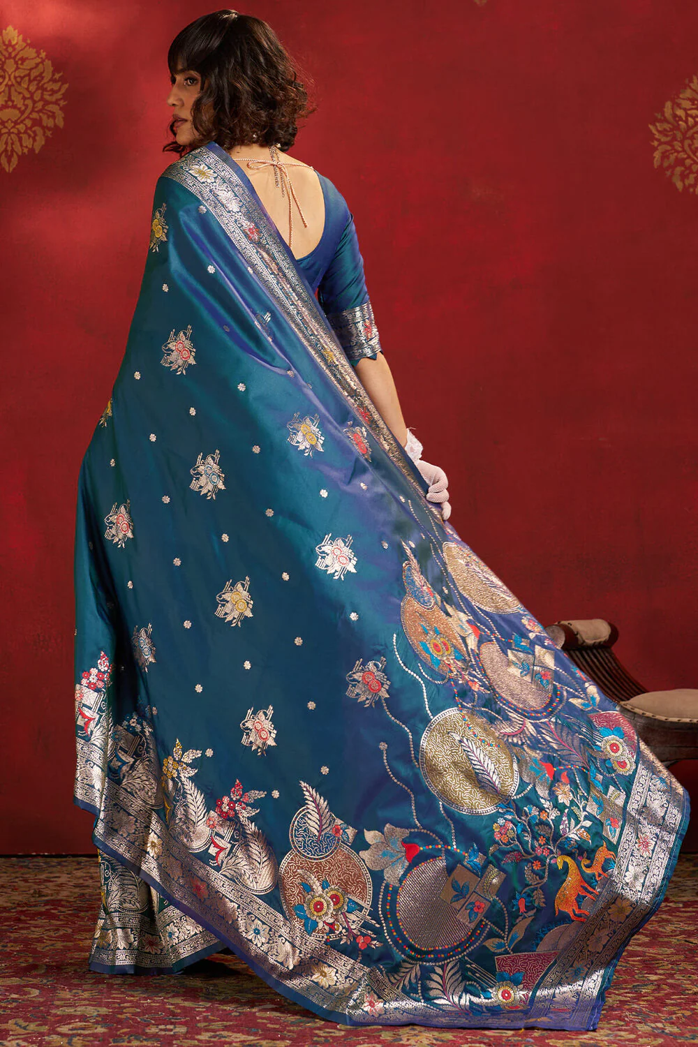 Comely Rama Pure Zari Weaving Banarasi Silk Saree With Nemesis Blouse Piece - Image 6