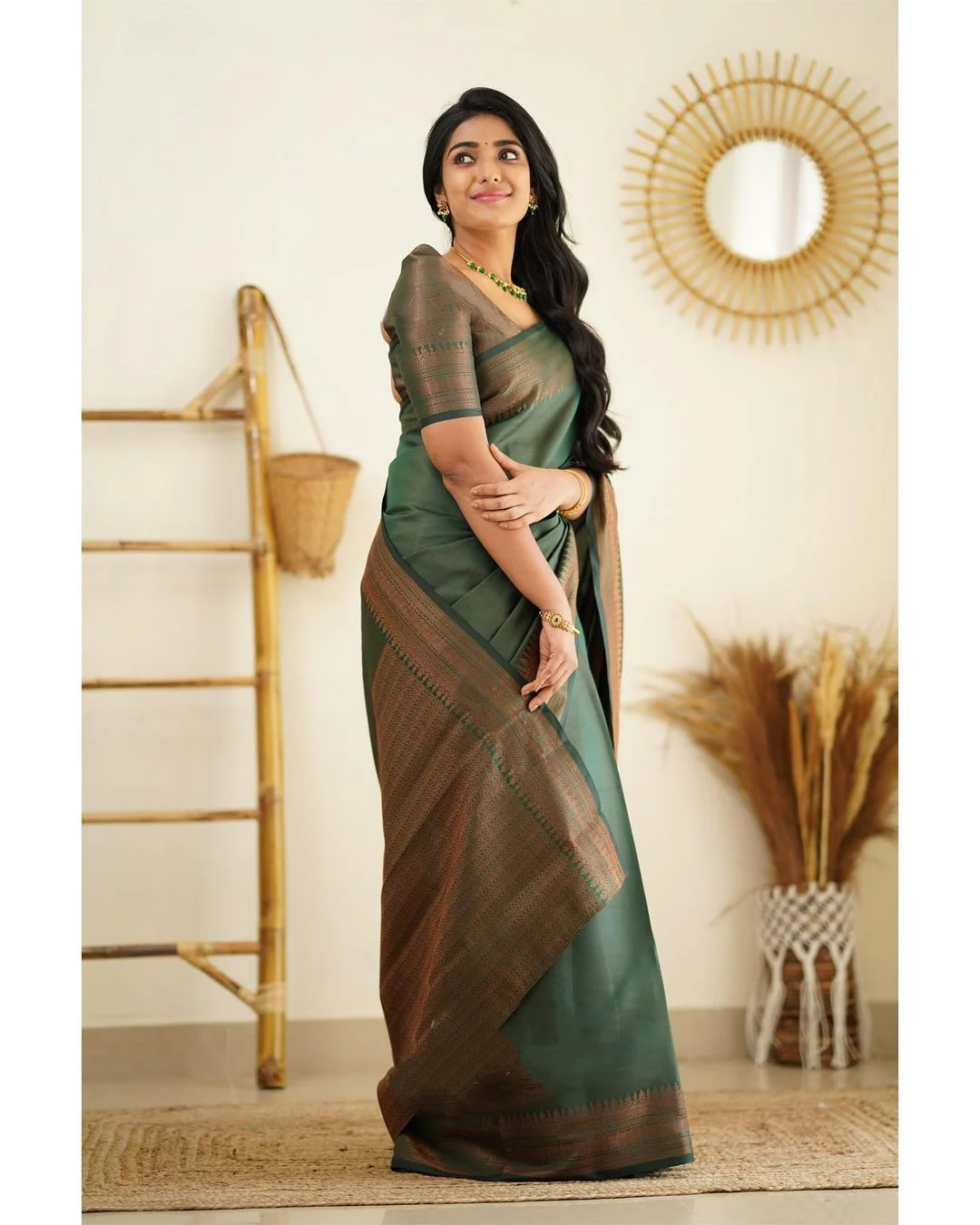 Conflate Green Soft Silk Saree With Murmurous Blouse Piece - Image 4