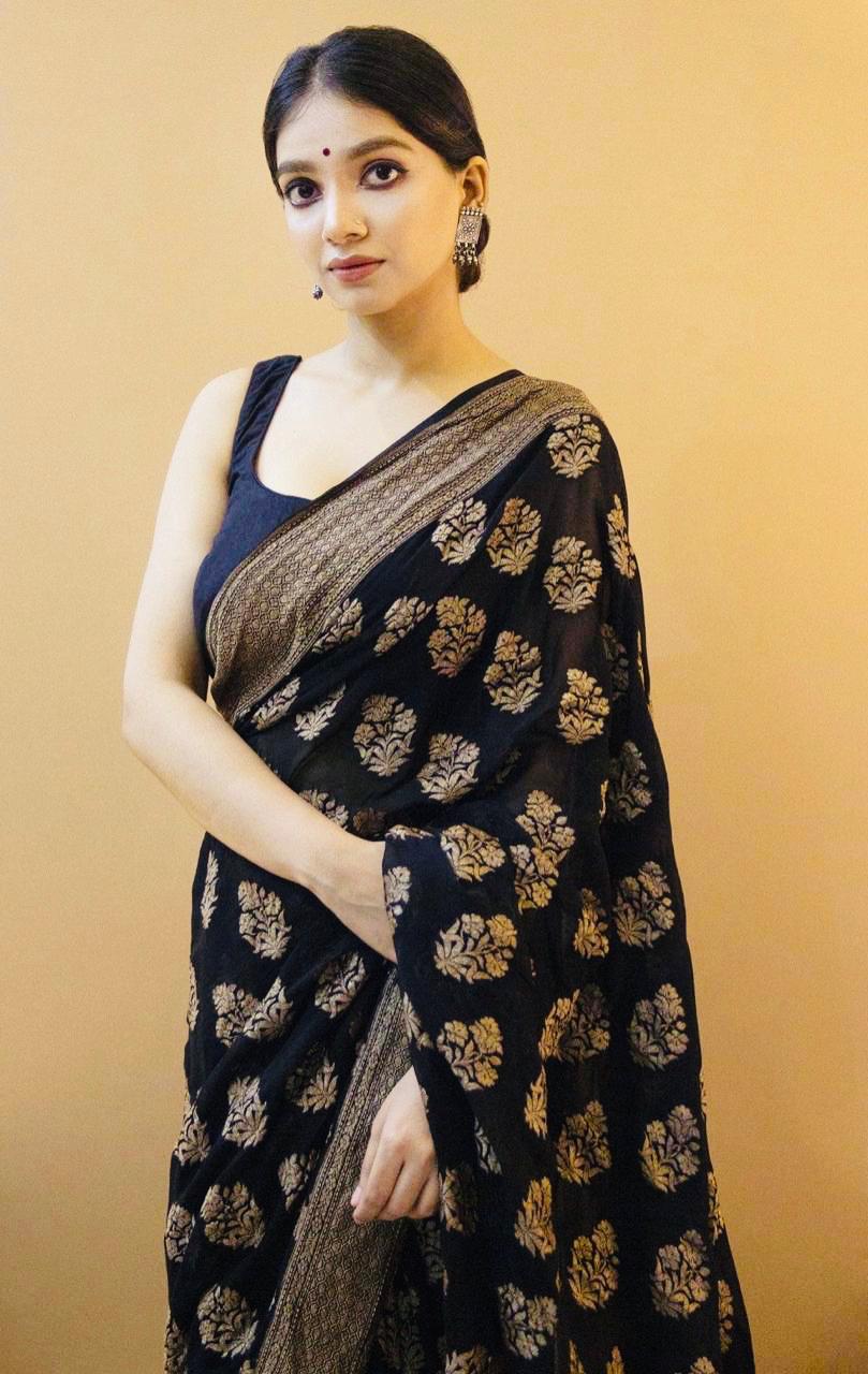 Confounding Black Soft Silk Saree With Snappy Blouse Piece - Image 4