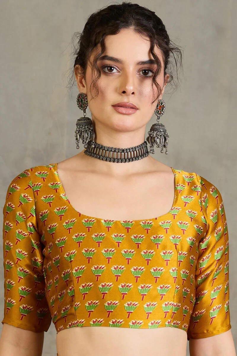 Confounding Red Ajrakh Printed Semi Modal Silk Saree With Brood Blouse Piece - Image 6