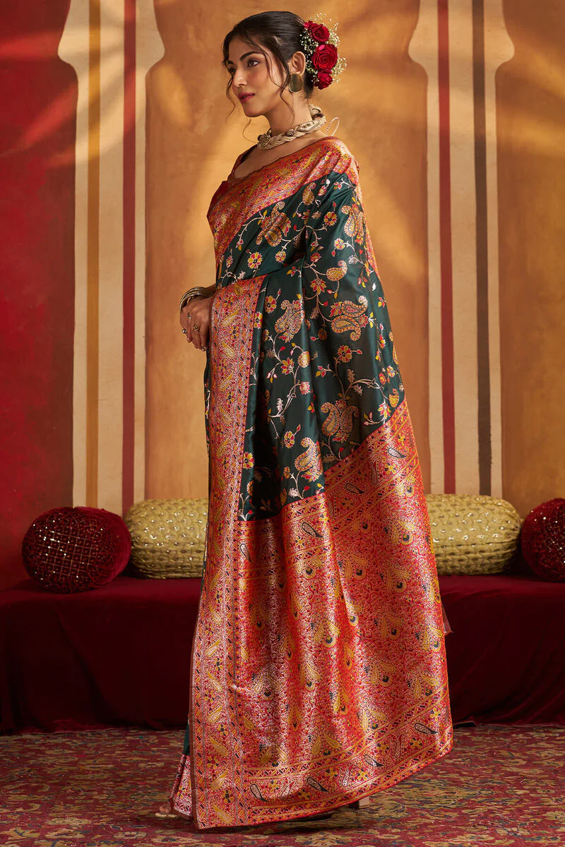 Dazzling Dark Green Pure Zari Weaving Banarasi Silk Saree With Inimitable Blouse Piece - Image 3