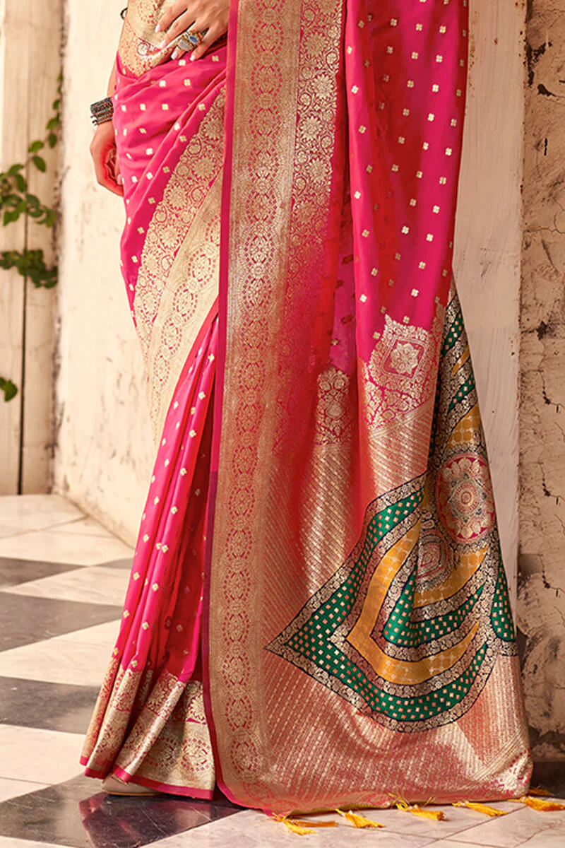 Delectable Dark Pink Soft Banarasi Silk Saree With Incredible Blouse Piece - Image 3