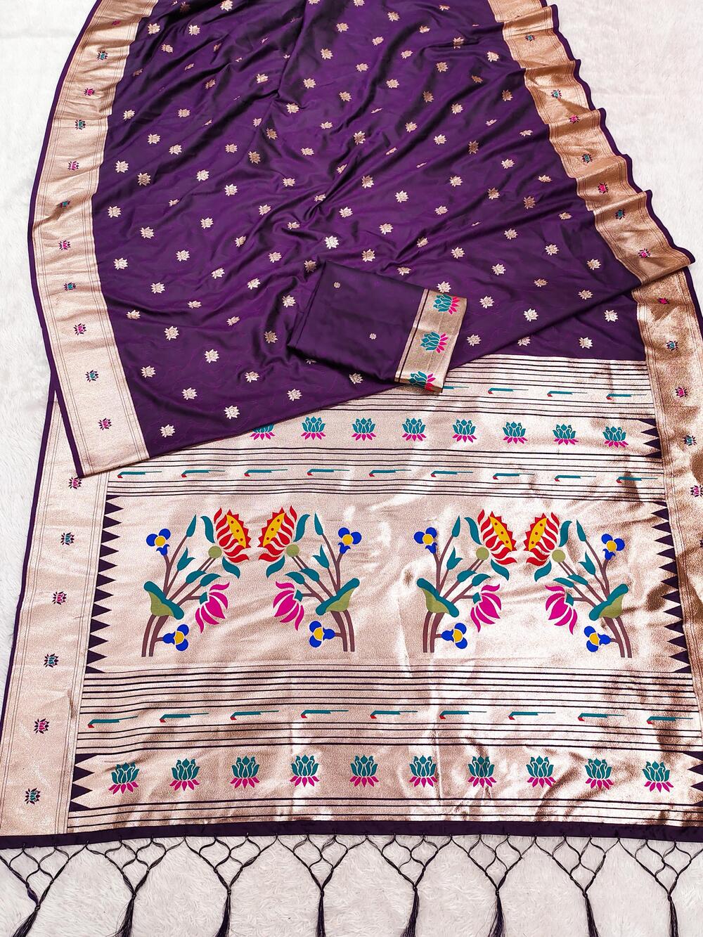 Delectable Wine Paithani Silk Saree With Gratifying Blouse Piece