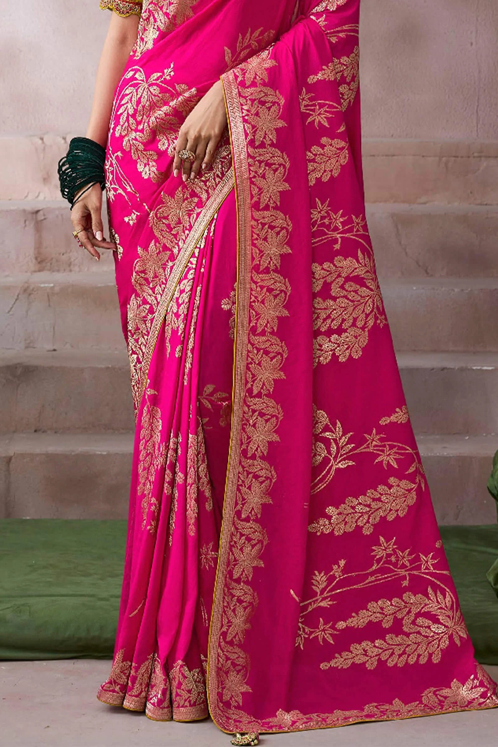 Demanding Dark Pink Banarasi Satin Silk Saree With Aplomb Blouse - Image 4