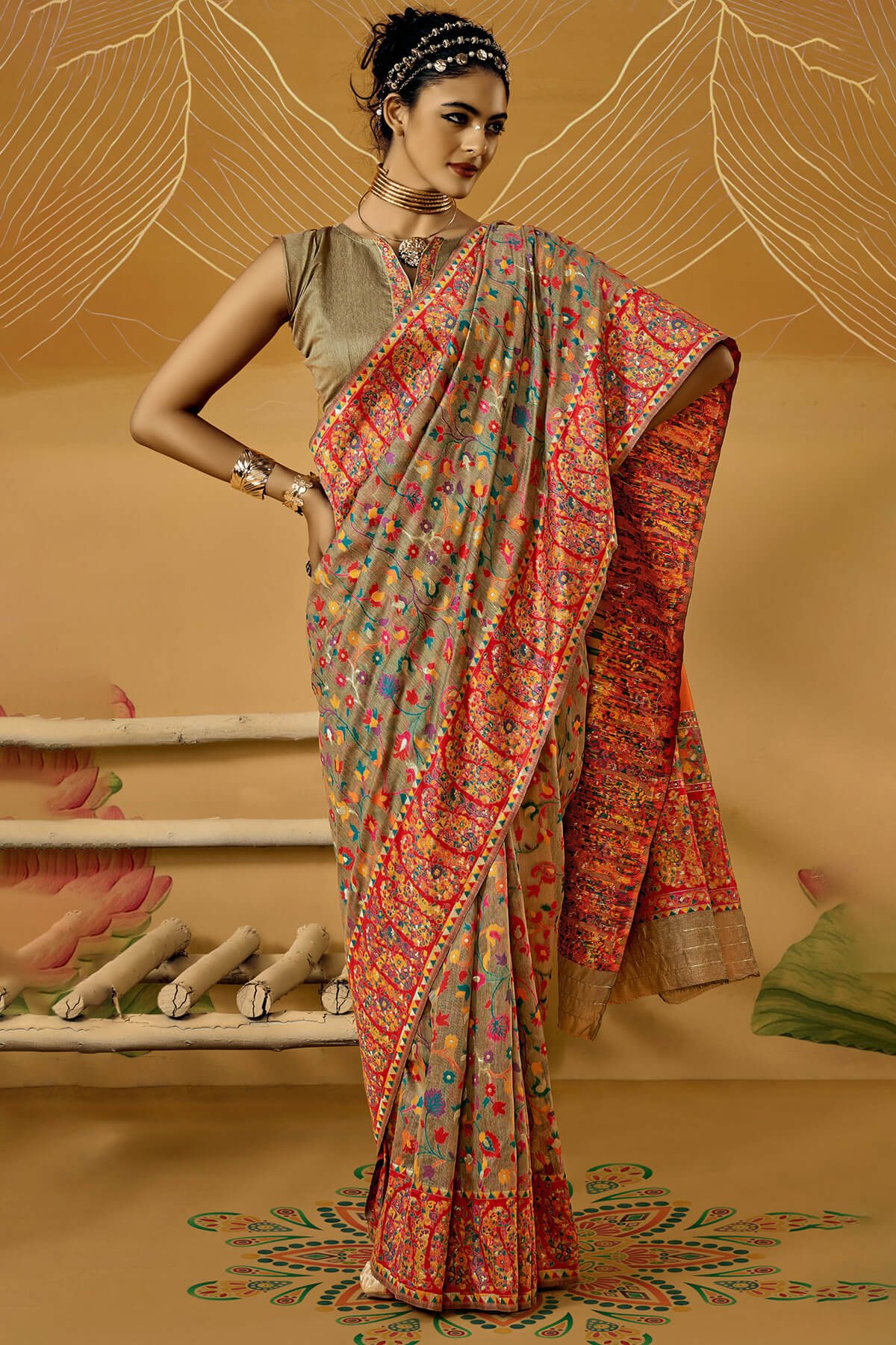 Demanding Grey Pashmina Saree With Magnetic Blouse Piece - Image 4