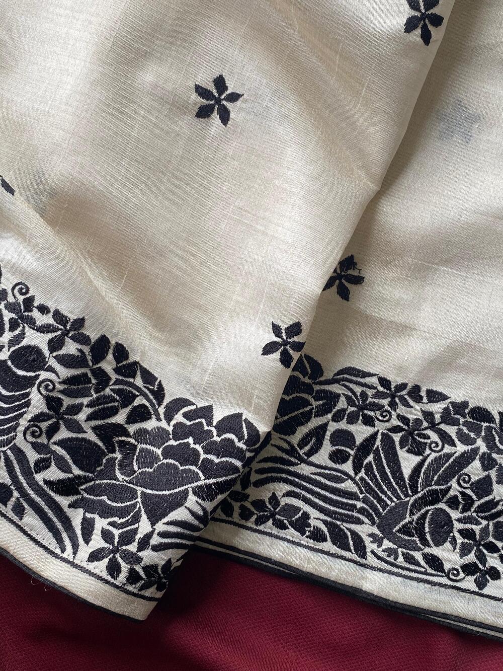 Demanding Off White Embroidery Work Tussar Silk Saree With Pleasurable Blouse Piece - Image 4