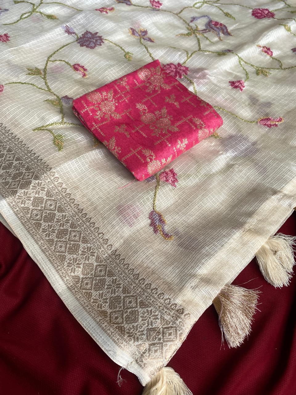 Denouement Off White Embroidery Work Kota Doria Saree With Entrancing Blouse Piece - Image 3